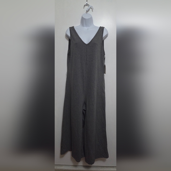 Mohnton Made Tops - Mohnton Made Gray Sleeveless Jumpsuit- Medium NWT